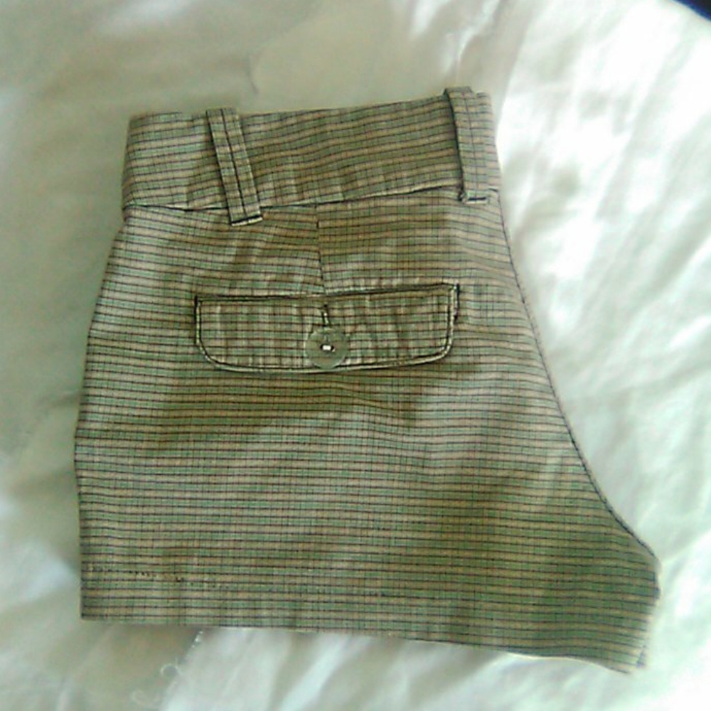 Nwot Roxy shorts - Picture 2 of 2